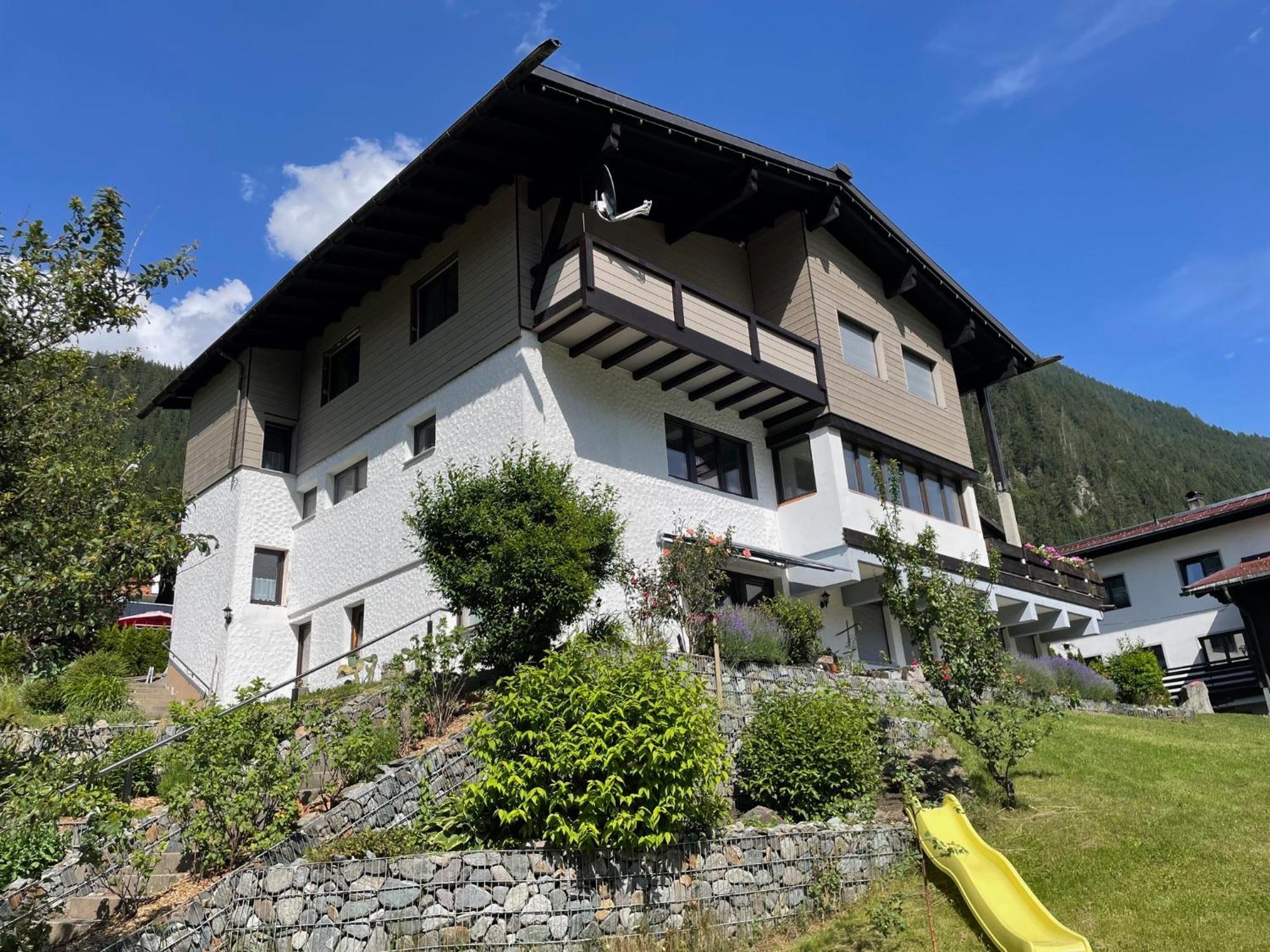 Appartement Haus Gosta Gaschurn Exterior photo
